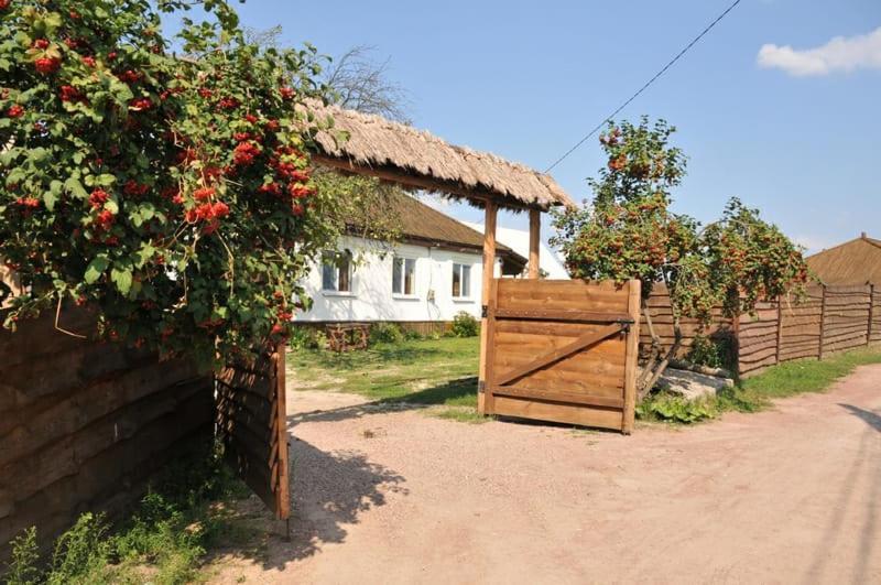 Hotel "Дальний Кордон" Moshchanytsya Zewnętrze zdjęcie